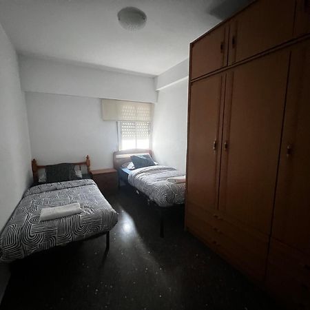 Habitacion Centrica En Acogedora Casa Διαμέρισμα Βαλένθια Εξωτερικό φωτογραφία